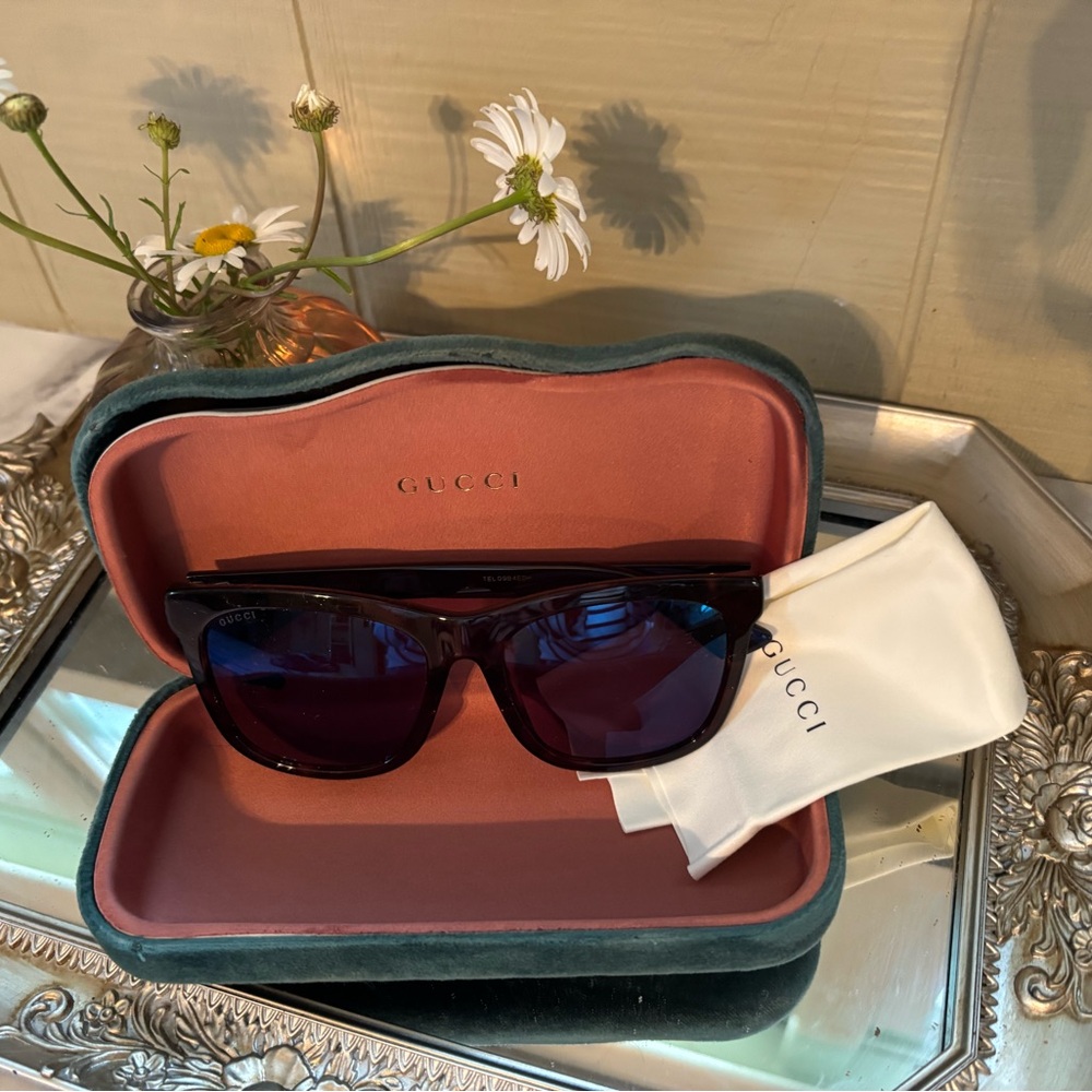 Gucci Sunglasses Havana Frame/Blue UV Lenses